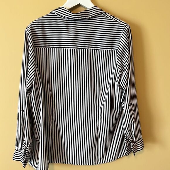 STUDIO WORKS plus size blouse. Black / cream stripe. 2X - Picture 2 of 9
